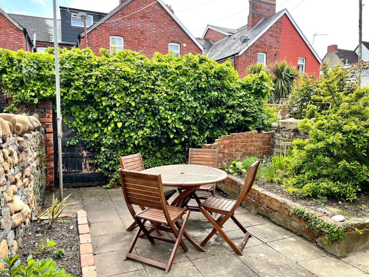 Holiday home Taffs Mead House Location, Nr Stadium, Family Friendly!