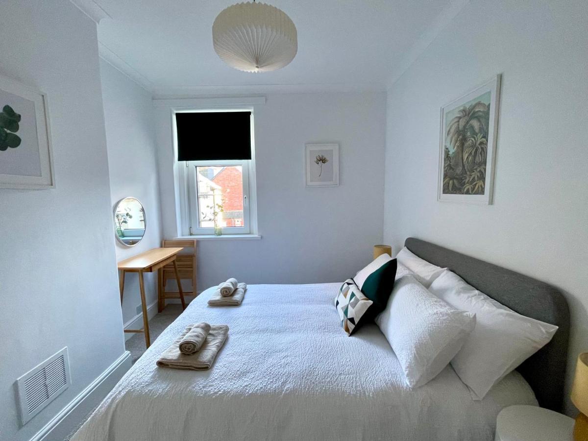Taffs Mead House Location, Nr Stadium, Family Friendly! Holiday home Cardiff